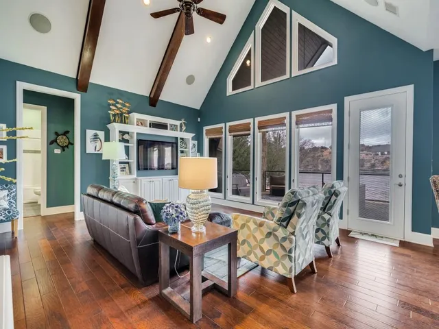 $2,190,000 | 7033 West Hells Gate Drive, Strawn, TX 76475