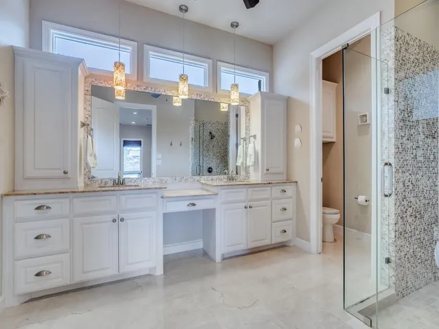 $2,190,000 | 7033 West Hells Gate Drive, Strawn, TX 76475