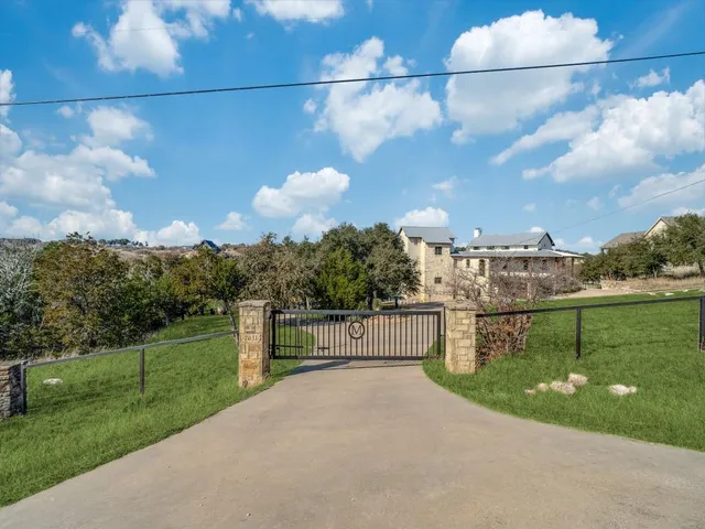 $2,190,000 | 7033 West Hells Gate Drive, Strawn, TX 76475