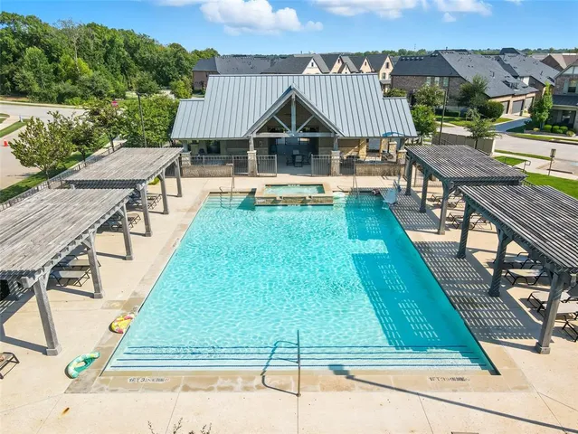 $485,000 | 204 Venice Avenue, Flower Mound, TX 75028