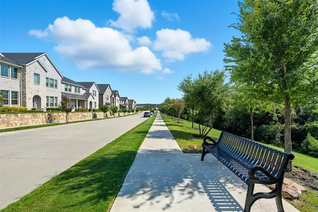 $485,000 | 204 Venice Avenue, Flower Mound, TX 75028