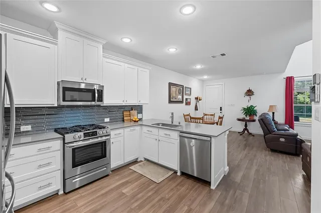 $485,000 | 204 Venice Avenue, Flower Mound, TX 75028