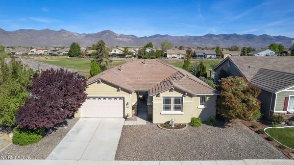 $575,000 | 816 Bally Bunion Drive, Dayton, NV 89403