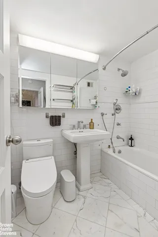 $999,000 | 60 Sutton Place South, Unit 11BS | Sutton Place