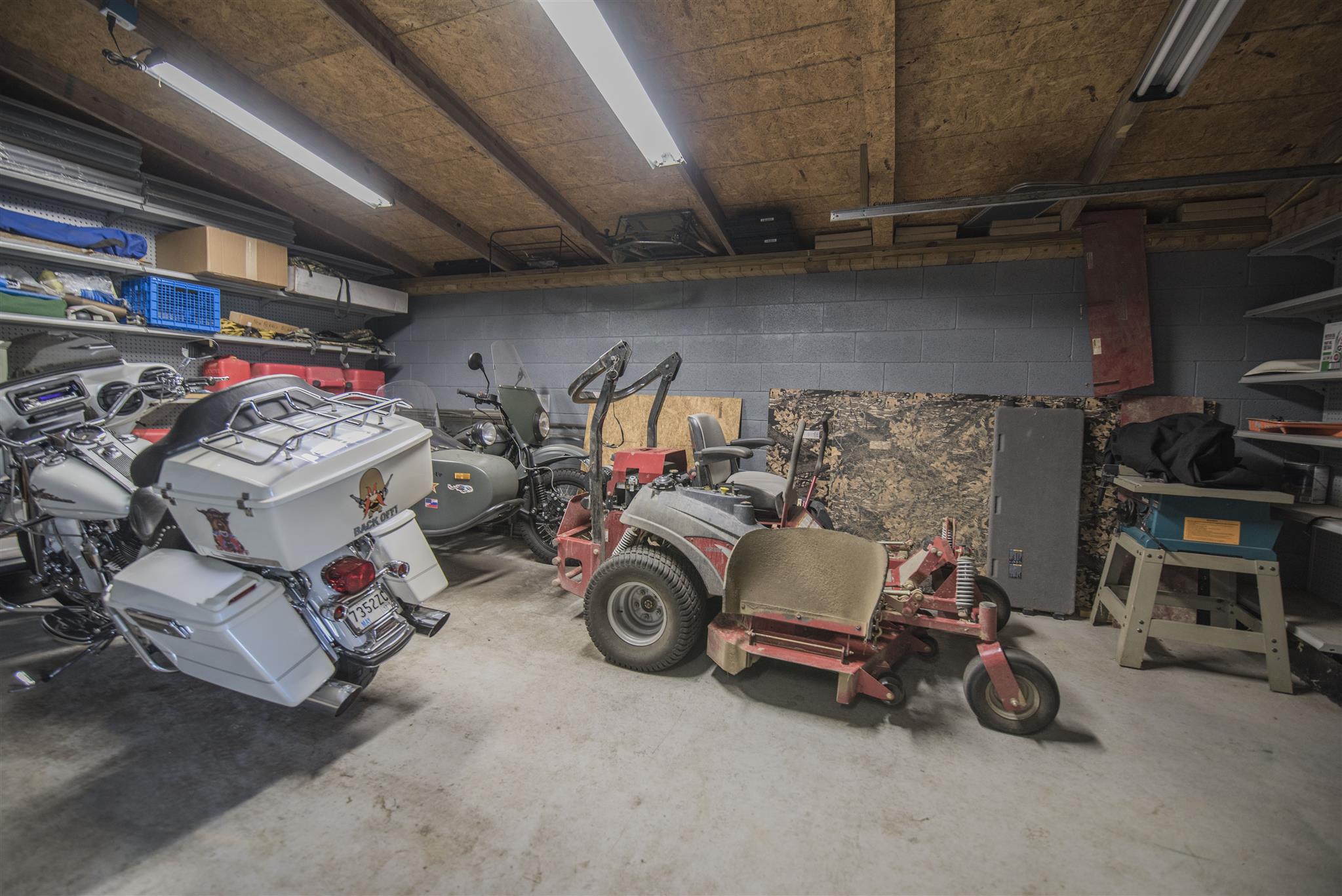 123 Norris Perry Road Manchester, TN 37355 - Photo 4 of 23 a view of car garage