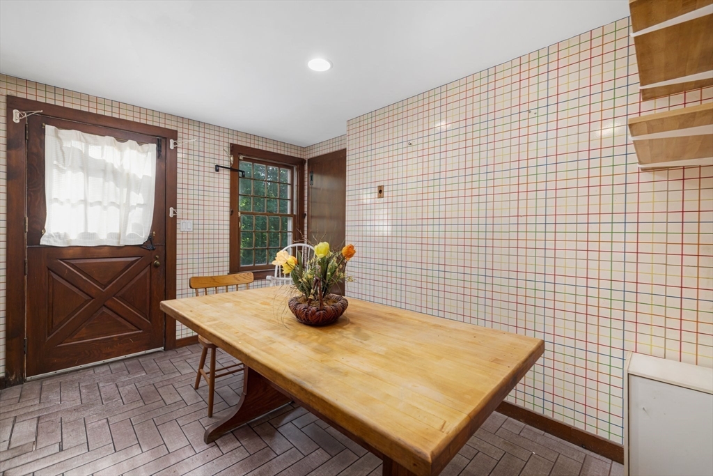 200 Highcrest Road Fall River, MA 02720 - Photo 9 of 27 a view of table and chair in the room