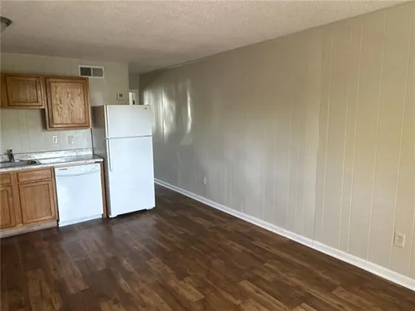 $895 | 216 West Avenue, Unit H, Harahan, LA 70123