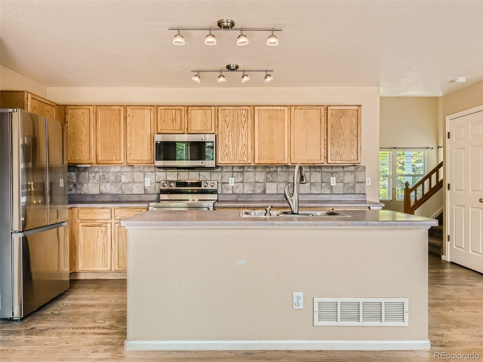 1301 Trail Ridge Road Longmont, CO 80504 - Photo 11 of 32 Gallery Image 11