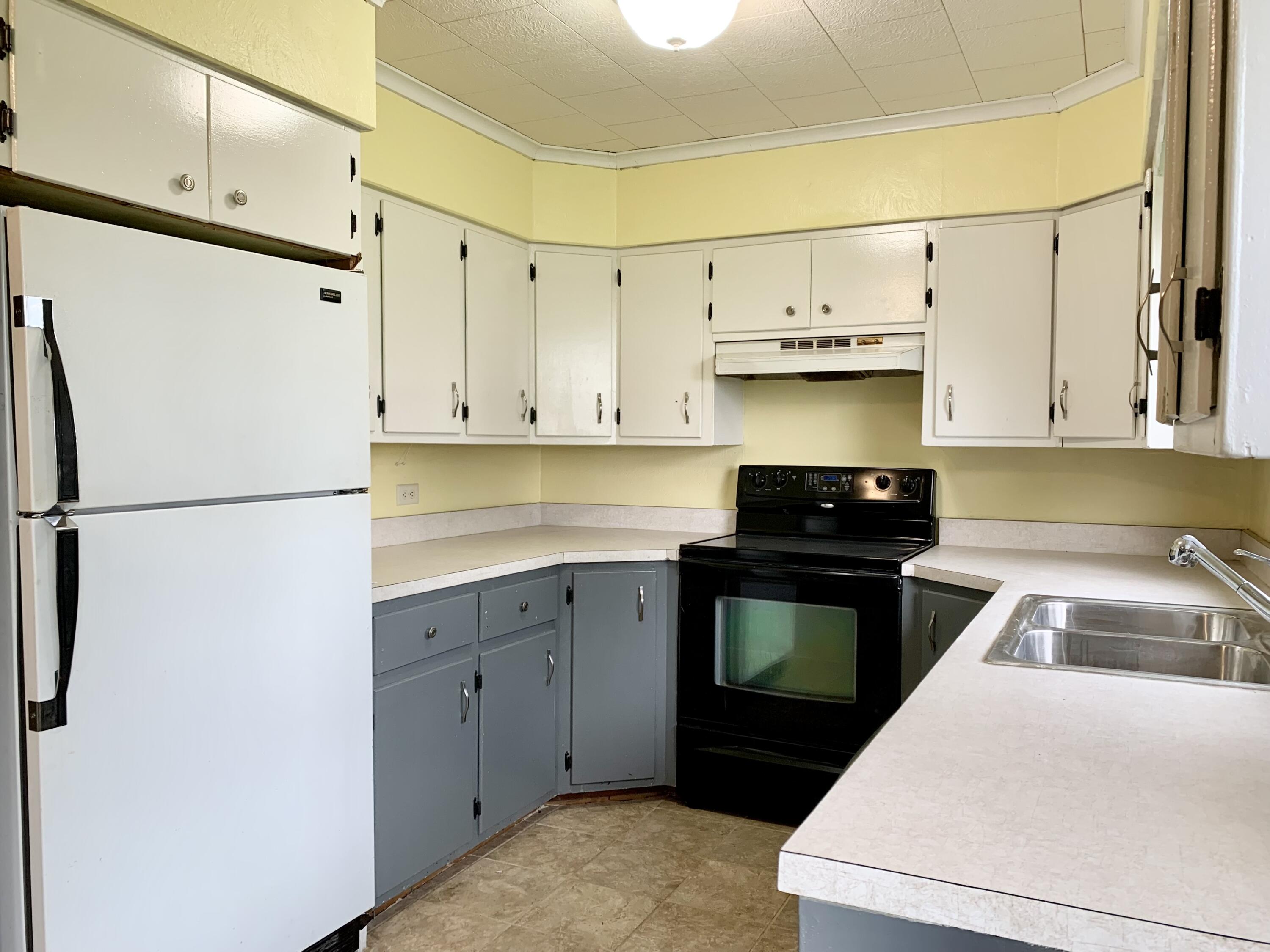 69588 Baldwin Prairie Road Union, MI 49130 - Photo 3 of 23 Kitchen