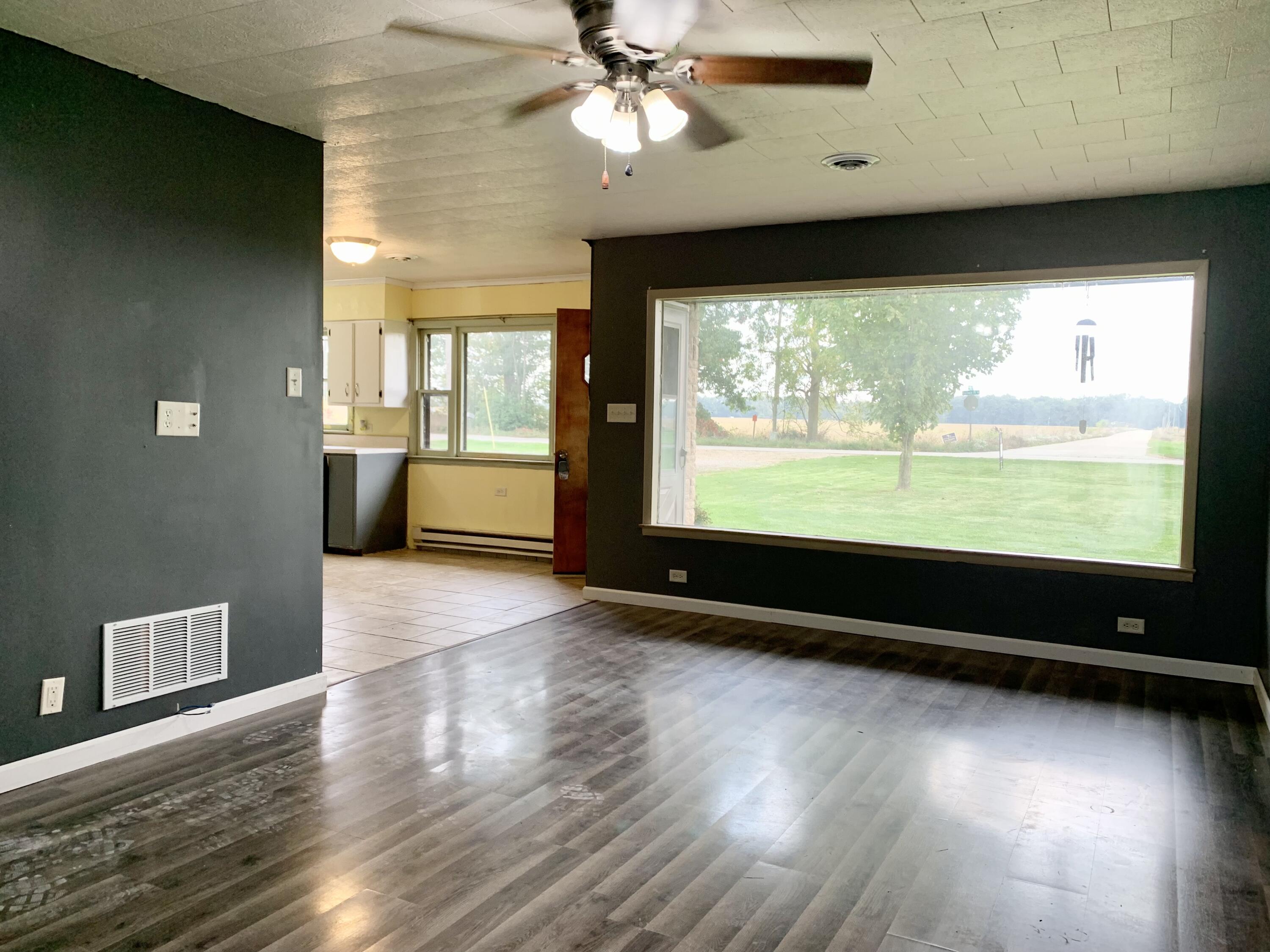 69588 Baldwin Prairie Road Union, MI 49130 - Photo 8 of 23 Living room