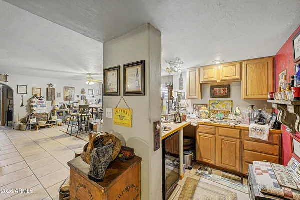 $1,000,000 | 2027 East Circle Mountain Road, New River, AZ 85087