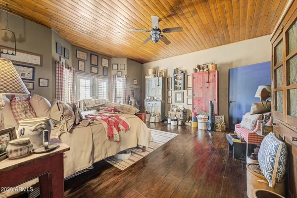 $1,000,000 | 2027 East Circle Mountain Road, New River, AZ 85087