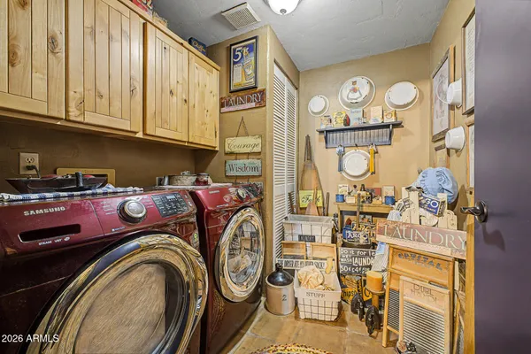 $1,000,000 | 2027 East Circle Mountain Road, New River, AZ 85087