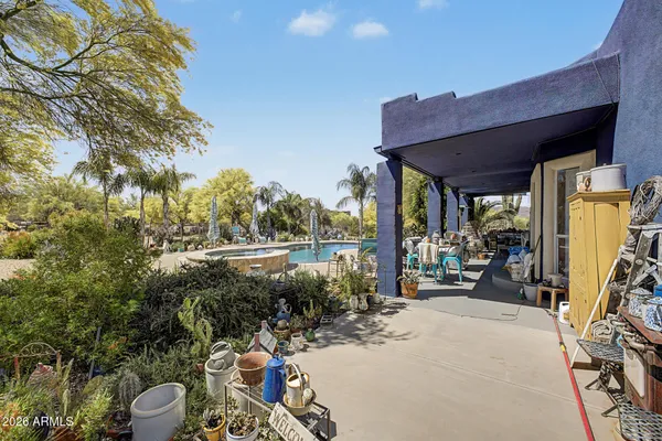 $1,000,000 | 2027 East Circle Mountain Road, New River, AZ 85087