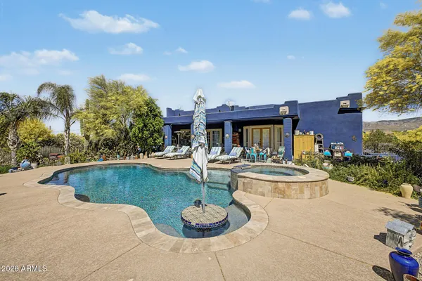 $1,000,000 | 2027 East Circle Mountain Road, New River, AZ 85087