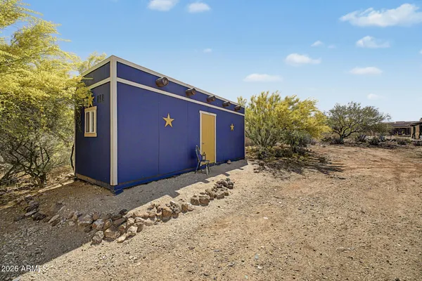 $1,000,000 | 2027 East Circle Mountain Road, New River, AZ 85087