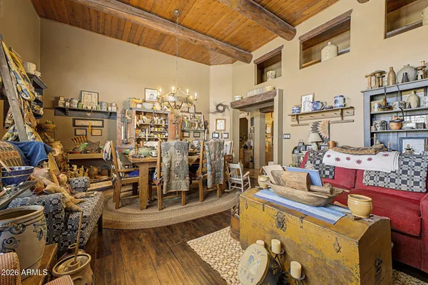 $1,000,000 | 2027 East Circle Mountain Road, New River, AZ 85087