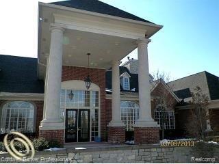 45657 North Stonewood Road Canton, MI 48187 - Photo 19 of 23 Dramatic Entry to Club House