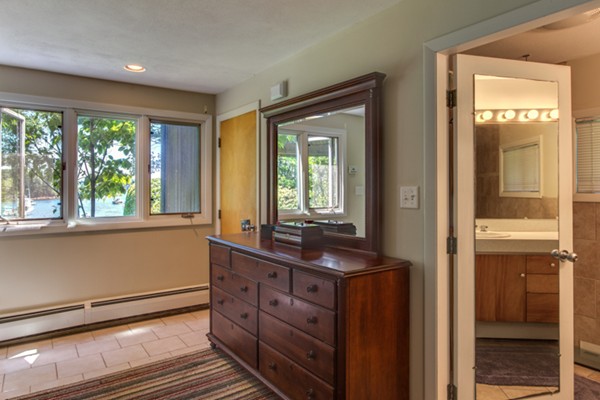 4 Davis Road Marblehead, MA 01945 - Photo 18 of 30 Gallery Image 18