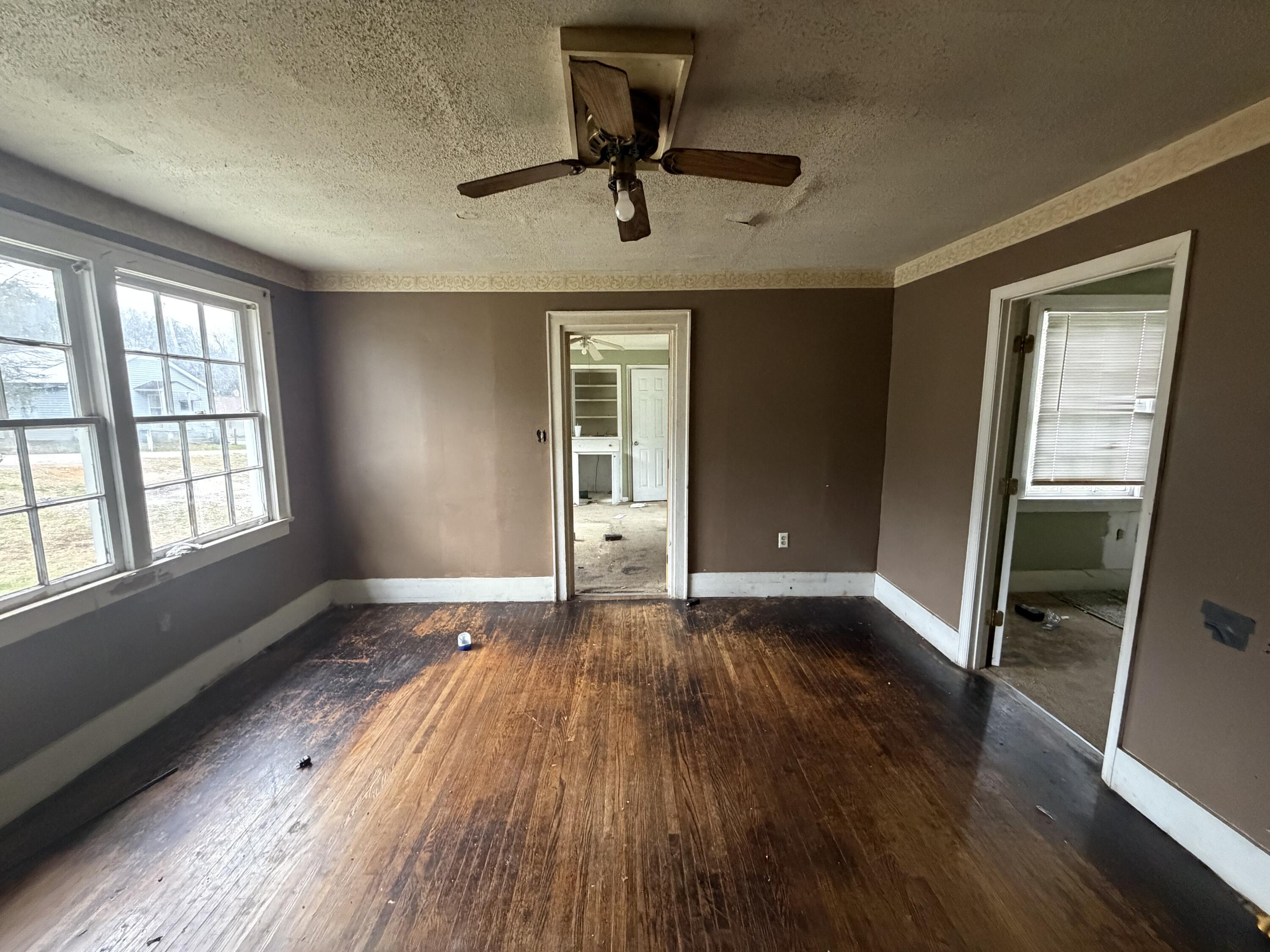 211 Thurman Street LaFayette, GA 30728 - Photo 6 of 17 IMG_1399