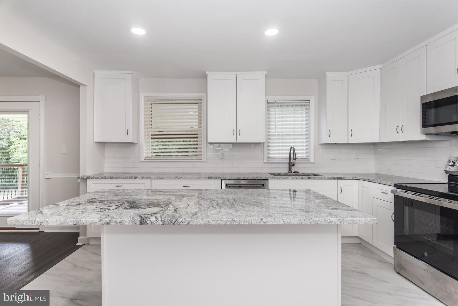 54 Moredon Road Huntingdon Valley, PA 19006 - Photo 16 of 62