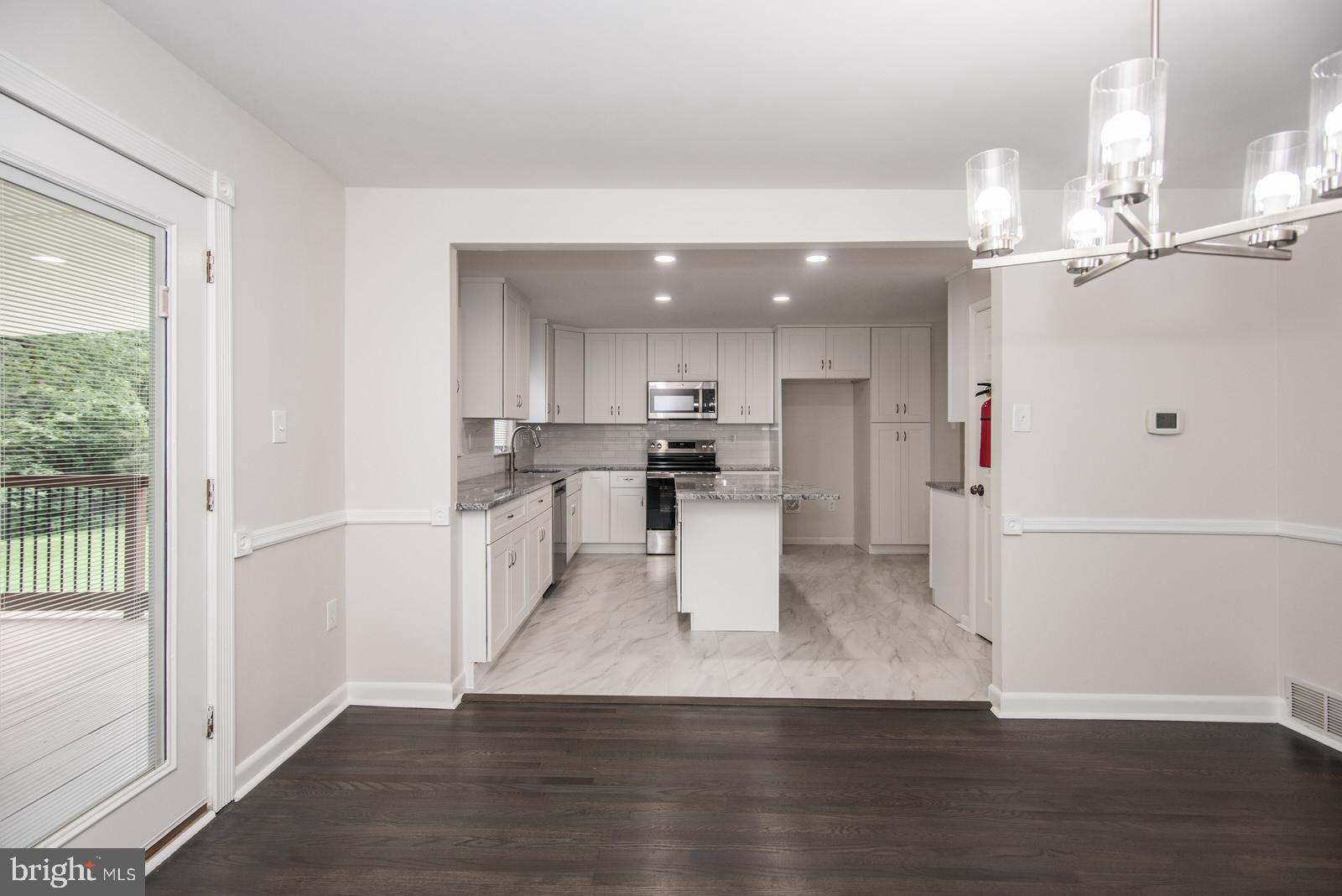 54 Moredon Road Huntingdon Valley, PA 19006 - Photo 10 of 62