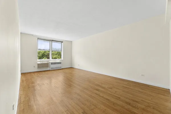 $530,000 | 46-01 39th Avenue, Unit 503 | Sunnyside