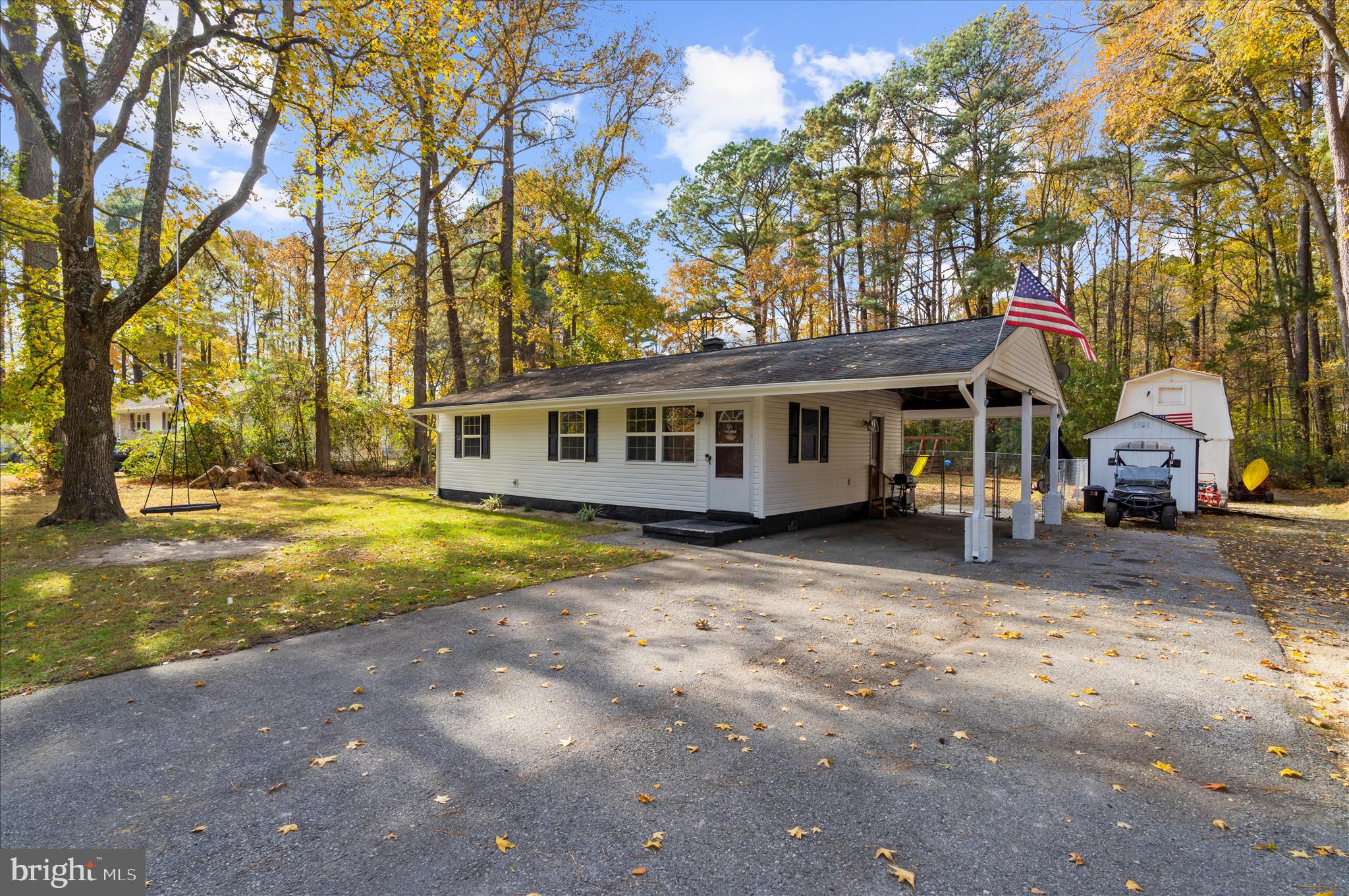 29885 Washington Road Mechanicsville, MD 20659 - Photo 25 of 32 a view of a house with pool and sitting area
