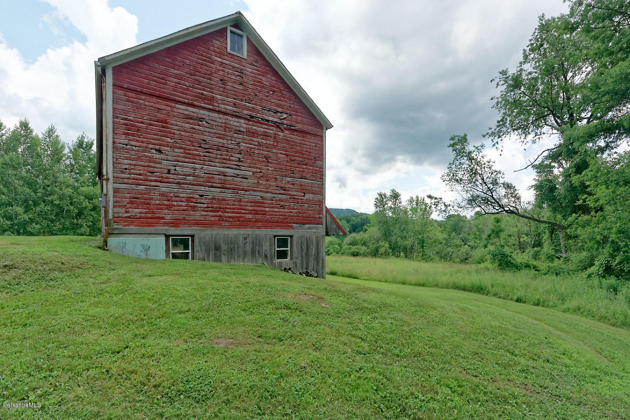 Whitman Road Williamstown, MA 01267 - Photo 2 of 16 Barn (5)
