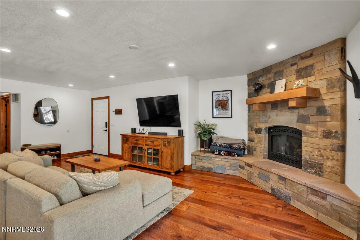 718 Kingsbury Grade Road, Unit B Stateline, NV 89449 - Photo 7 of 41 11-DSC06647