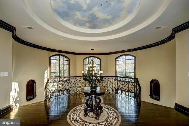 45210 Christman Road Hollywood, MD 20636 - Photo 13 of 30 Upper level hall