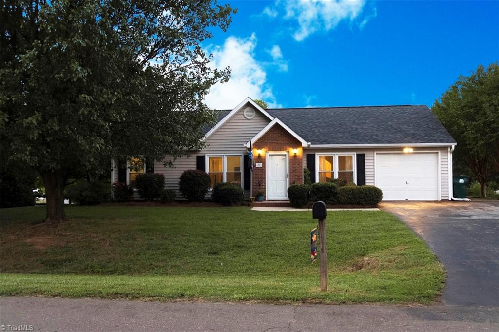 6320 Hampton Knoll Road Clemmons, NC 27012 - Photo 1 of 24 Gallery Image 1