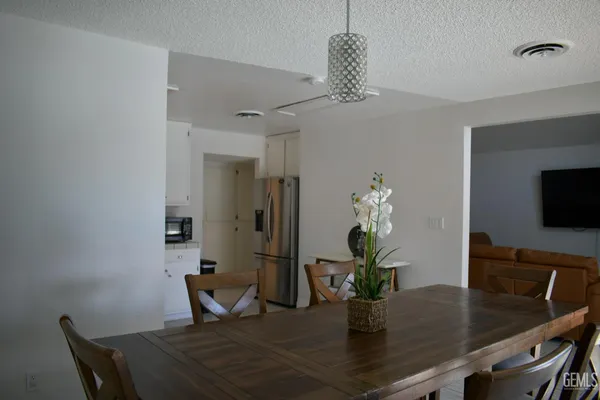 $380,000 | Undisclosed Address, Bakersfield, CA 93309