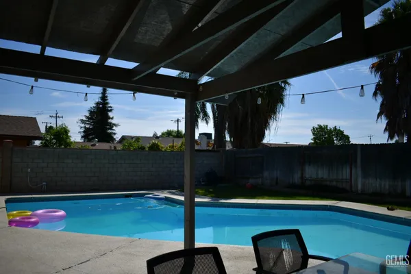 $380,000 | Undisclosed Address, Bakersfield, CA 93309
