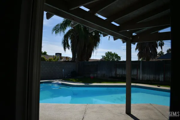 $380,000 | Undisclosed Address, Bakersfield, CA 93309