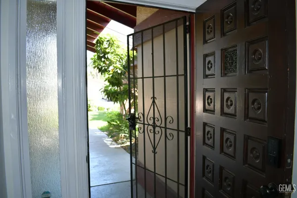 $380,000 | Undisclosed Address, Bakersfield, CA 93309