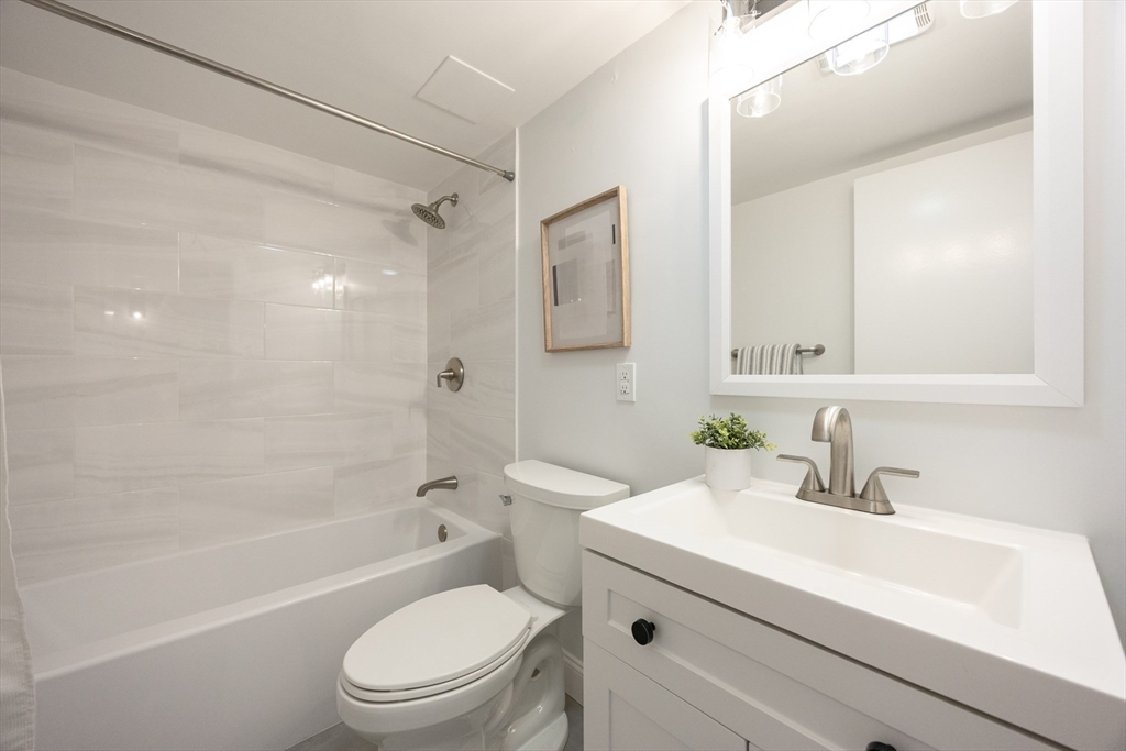 1731 Beacon Street, Unit 203 Brookline, MA 02445 - Photo 21 of 39