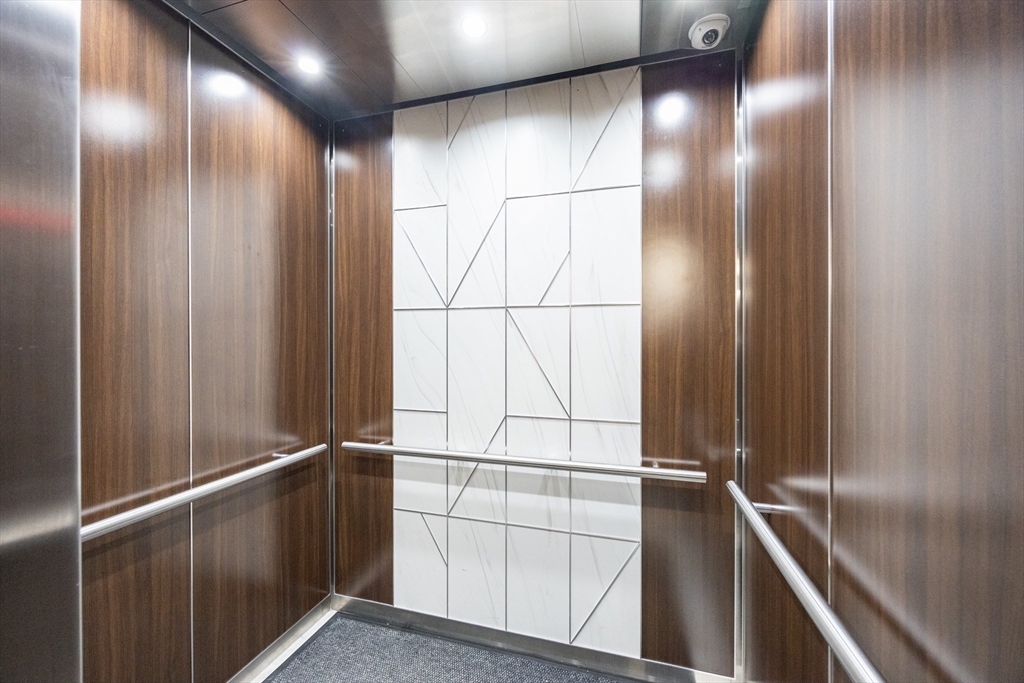 1731 Beacon Street, Unit 203 Brookline, MA 02445 - Photo 22 of 39