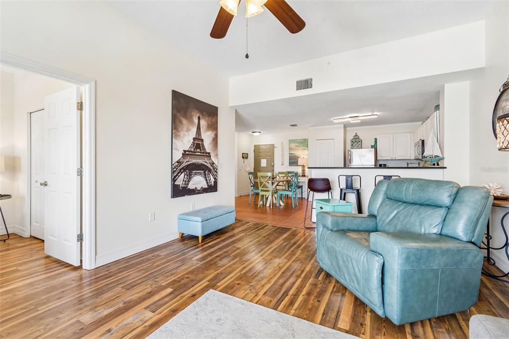 13235 Gulf Boulevard, Unit 603 St. Petersburg, FL 33708 - Photo 13 of 57