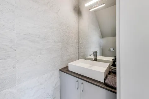 $1,399,000 | 2050 West Huron Street, Chicago, IL 60612