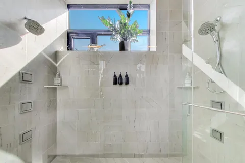 $1,399,000 | 2050 West Huron Street, Chicago, IL 60612