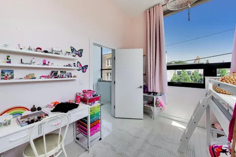 $1,399,000 | 2050 West Huron Street, Chicago, IL 60612