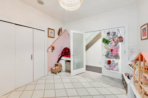 $1,399,000 | 2050 West Huron Street, Chicago, IL 60612