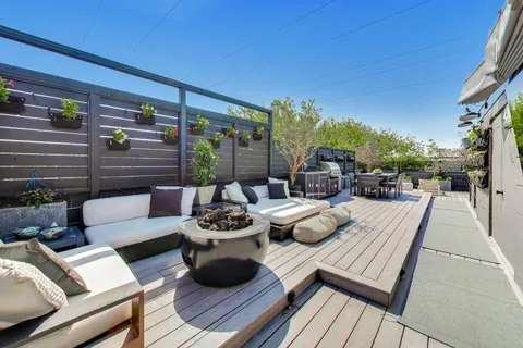 $1,399,000 | 2050 West Huron Street, Chicago, IL 60612
