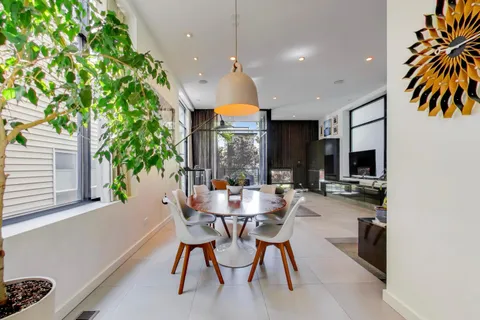 $1,399,000 | 2050 West Huron Street, Chicago, IL 60612