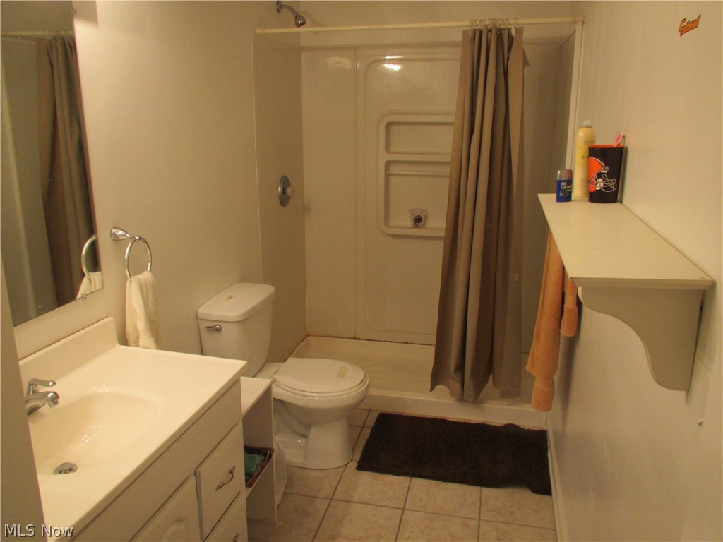 16004 West Park Road Cleveland, OH 44111 - Photo 21 of 31 Gallery Image 21