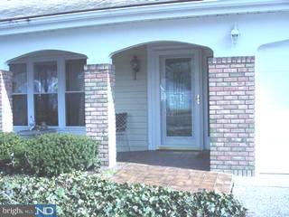 38 Dunstable Road Southampton, NJ 08088 - Photo 2 of 5 Gallery Image 2