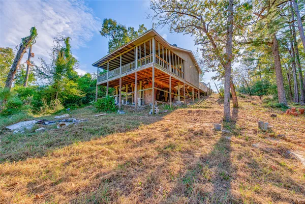 $995 | 140 Maple Leaf, Onalaska, TX 77360