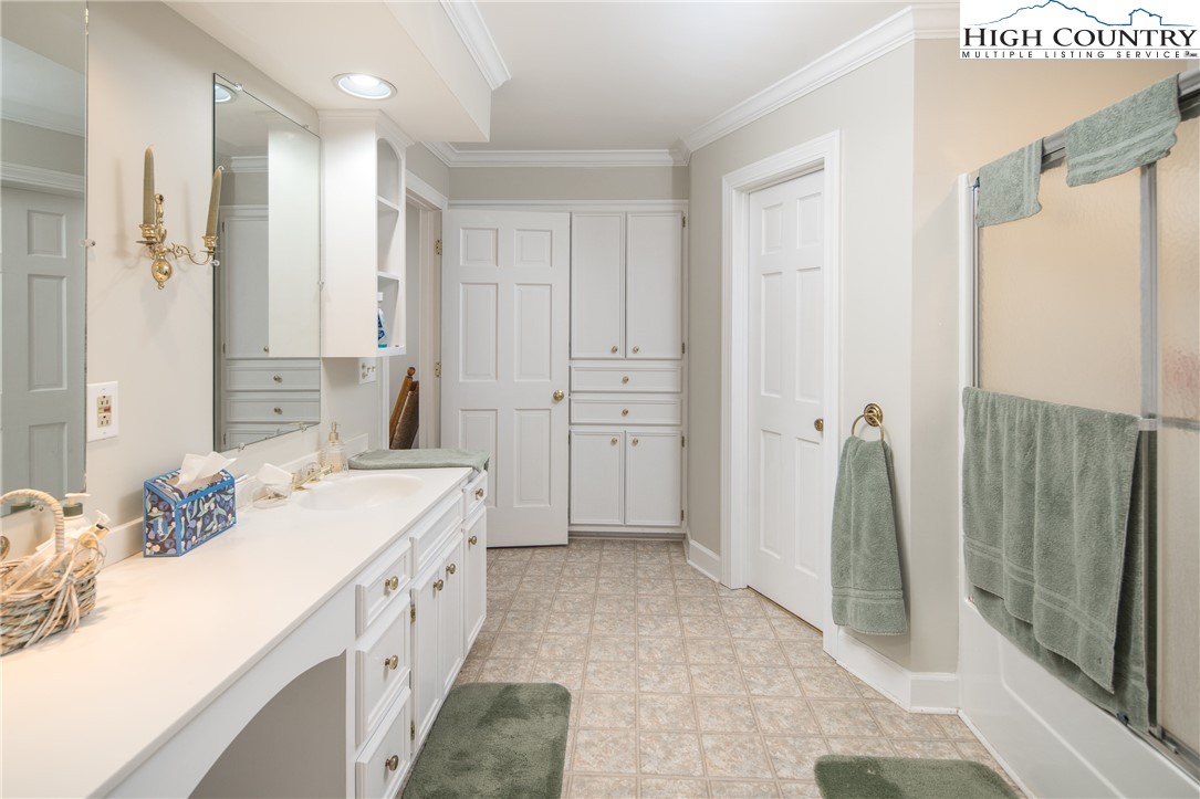 2084 Mast Gap Road Sugar Grove, NC 28679 - Photo 19 of 50 Gallery Image 19
