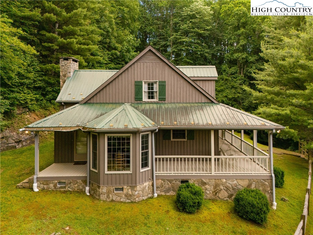 2084 Mast Gap Road Sugar Grove, NC 28679 - Photo 3 of 50 Gallery Image 3